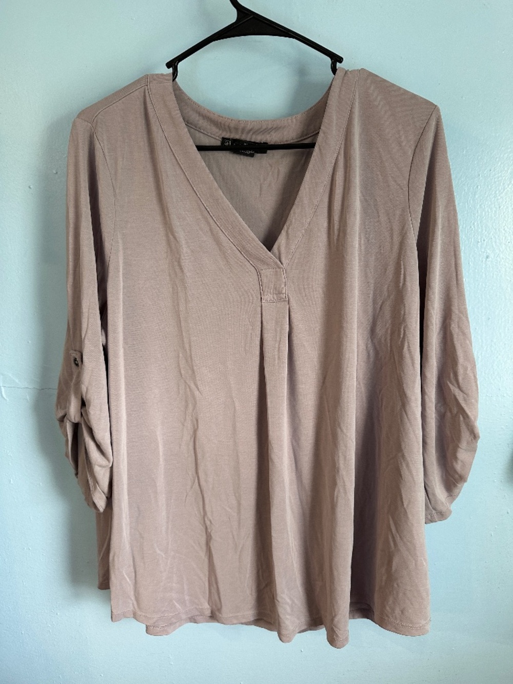 Adrianna Papell Vintage Blush Split V-Neck Roll Tab Sleeve Top XL